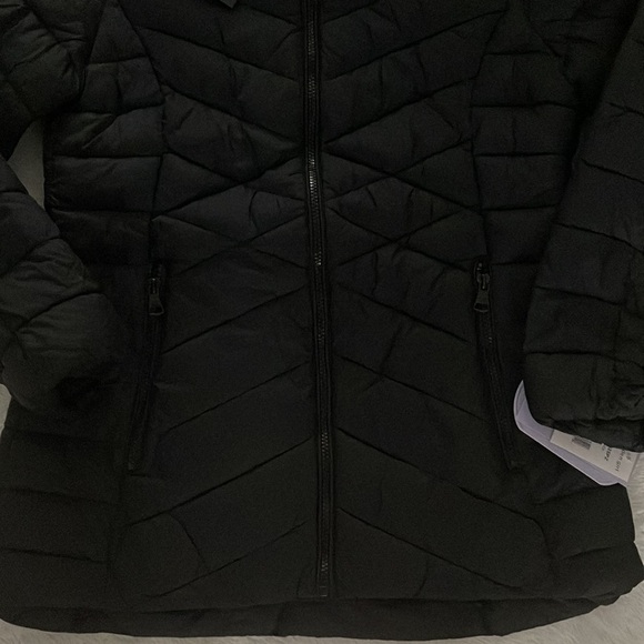 (NWT) Madden Girl Women's Hooded Packable Puffer Jacket in Black, Medium - Picture 7 of 13
